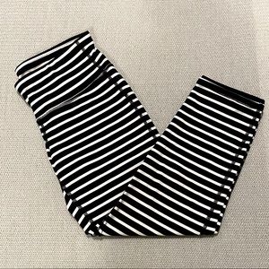 Women’s Athleta stripe crop Leggings